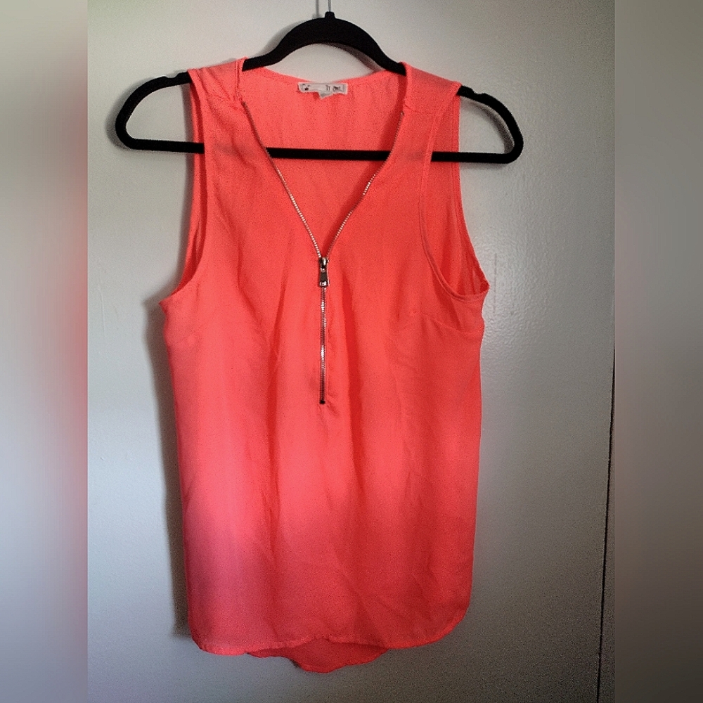🏵️Sleeveless tank top 🏵️